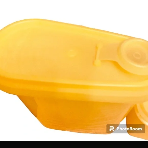 Tupperware Set of Yellow Shelf Saver and Pour Seal Wedge Containers - Picture 5 of 7